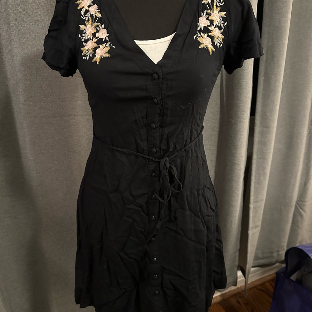 Abercrombie & Fitch Black Floral Embroidered Dress